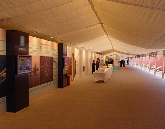185-6208510 Exhibition in tent structures